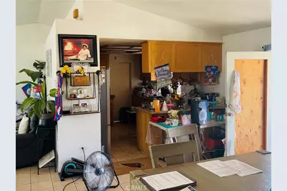 16131 Llanada, Victorville, CA 92394 - Photo 7