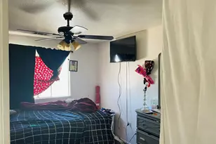 16131 Llanada, Victorville, CA 92394 - Photo 15