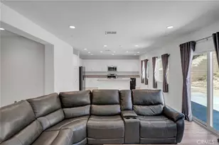 16167 Hamilton Ct, Victorville, CA 92394 - Photo 11