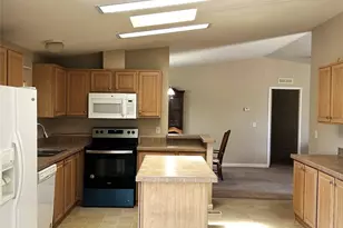 11120 Colt Ave, Lucerne Valley, CA 92356 - Photo 15