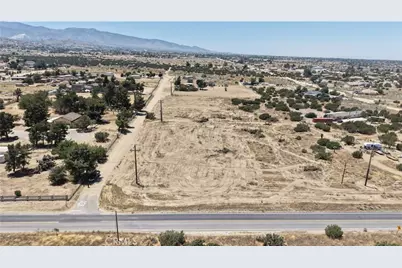 9232 Eaby, Phelan, CA 92371 - Photo 7