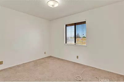 14475 Pioneer, Apple Valley, CA 92307 - Photo 15