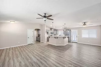 20947 Verde Drive, Apple Valley, CA 92308 - Photo 13