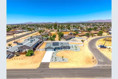 20947 Verde Drive, Apple Valley, CA 92308 - Photo 37