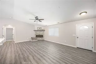 20948 Verde Dr, Apple Valley, CA 92308 - Photo 11