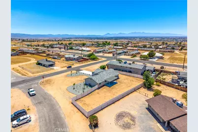 20947 Verde Drive, Apple Valley, CA 92308 - Photo 43