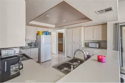 13382 Ivanpah, Apple Valley, CA 92308 - Photo 11