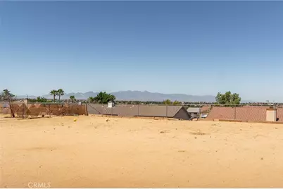 13382 Ivanpah, Apple Valley, CA 92308 - Photo 41