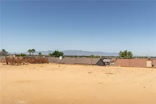 13382 Ivanpah, Apple Valley, CA 92308 - Photo 41