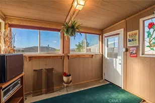 22410 Broken Lance Ct, Apple Valley, CA 92307 - Photo 13