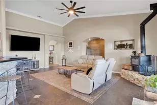 1030 Elsinore, Pinon Hills, CA 92372 - Photo 7
