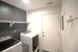 916 Condor, Barstow, CA 92311 - Photo 11