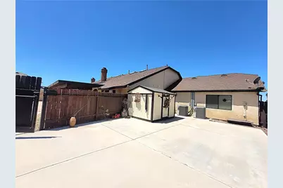 13889 Olathe, Apple Valley, CA 92307 - Photo 11