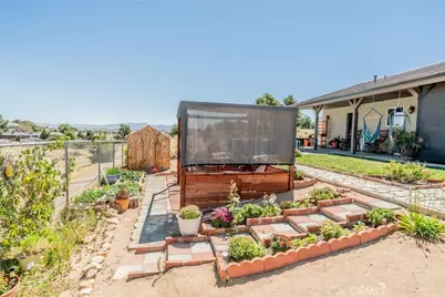 18736 Wisteria, Hesperia, CA 92345 - Photo 21
