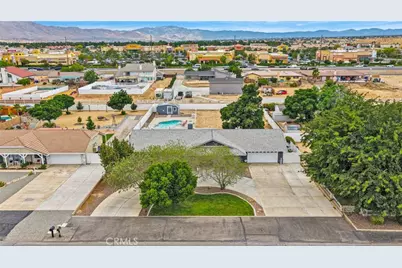 19075 Bay Meadows, Apple Valley, CA 92308 - Photo 39