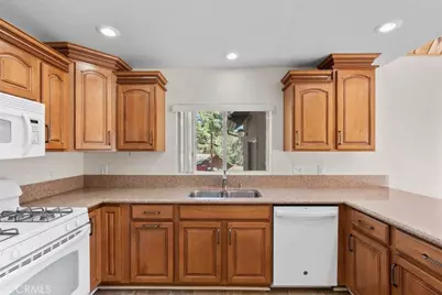 5438 Desert View, Wrightwood, CA 92397 - Photo 3