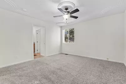 5438 Desert View, Wrightwood, CA 92397 - Photo 13