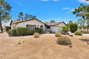 19031 Shoshonee, Apple Valley, CA 92307 - Photo 3