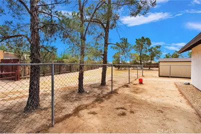 19031 Shoshonee, Apple Valley, CA 92307 - Photo 35