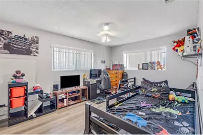 40490 Melrose Avenue, Hemet, CA 92544 - Photo 19