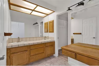 13250 Meteor Drive, Victorville, CA 92395 - Photo 19