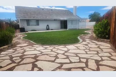 15430 Amber Pointe, Victorville, CA 92394 - Photo 35