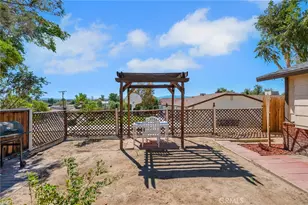 13578 Dean, Victorville, CA 92395 - Photo 5
