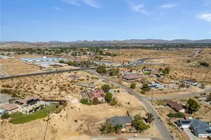 13578 Dean, Victorville, CA 92395 - Photo 43