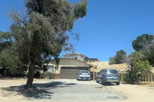13578 Dean, Victorville, CA 92395 - Photo 3