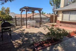 13578 Dean, Victorville, CA 92395 - Photo 3