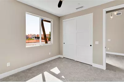 18310 Lakeview Drive, Victorville, CA 92395 - Photo 35