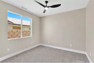 18310 Lakeview Drive, Victorville, CA 92395 - Photo 31