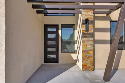18310 Lakeview Drive, Victorville, CA 92395 - Photo 5