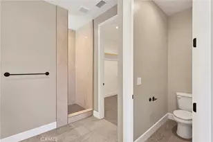 18310 Lakeview Dr, Victorville, CA 92395 - Photo 23