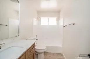 9960 Cottonwood Ave, Hesperia, CA 92345 - Photo 13