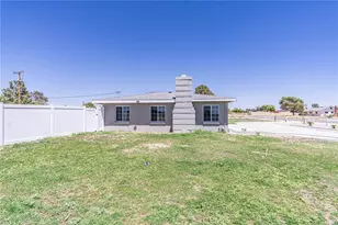 16621 Glendower, Edwards, CA 93523 - Photo 9