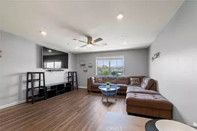 1037 W Clover Ave, Rialto, CA 92376 - Photo 5