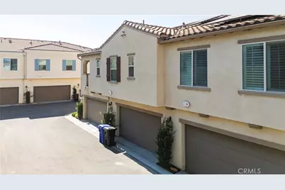 1037 W Clover Ave, Rialto, CA 92376 - Photo 23