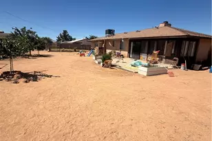 16661 Pawnee, Apple Valley, CA 92307 - Photo 5