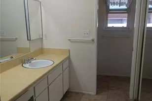 13887 Oakmont Dr, Victorville, CA 92395 - Photo 7
