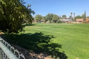 13887 Oakmont Dr, Victorville, CA 92395 - Photo 3