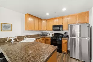 13310 Spring Valley, Victorville, CA 92395 - Photo 11