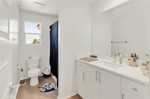 13097 Lancaster, Hesperia, CA 92344 - Photo 25