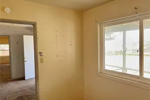 27154 Anderson St, Boron, CA 93516 - Photo 9