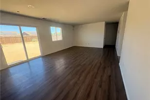 16562 Jasmine St, Victorville, CA 92395 - Photo 15