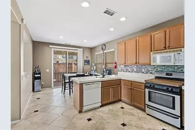 15126 Bluffside Lane, Victorville, CA 92394 - Photo 15