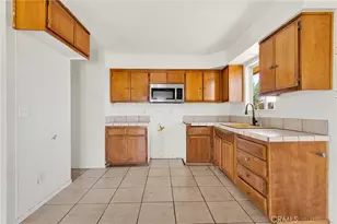 15105 Condor, Victorville, CA 92394 - Photo 7