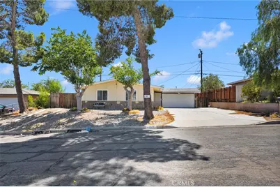 15105 Condor, Victorville, CA 92394 - Photo 3
