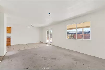 15105 Condor, Victorville, CA 92394 - Photo 13