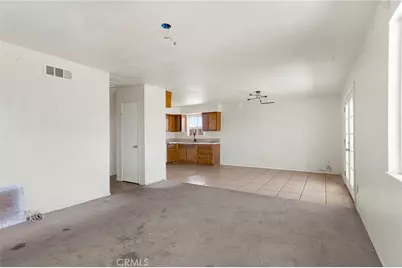 15105 Condor, Victorville, CA 92394 - Photo 11